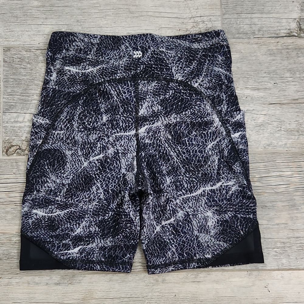 All In Motion High Rise Bike Shorts - Picture 3 of 4